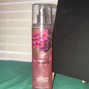Diamond shimmer mist